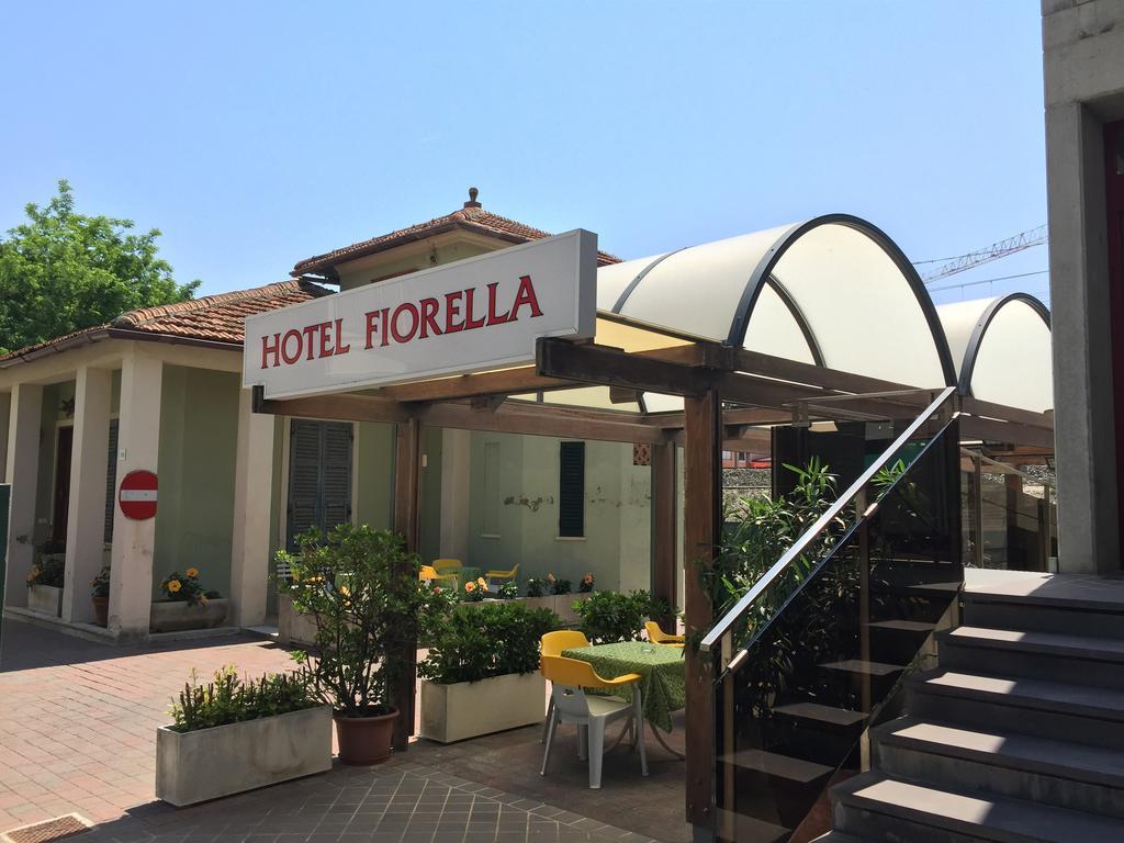 Hotel Fiorella Сенігаллія Екстер'єр фото